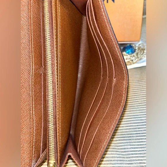 💯Authentic Louis Vuitton Portefeuille Sarah Long Wallet w/Chain inclusion - Picture 15 of 17
